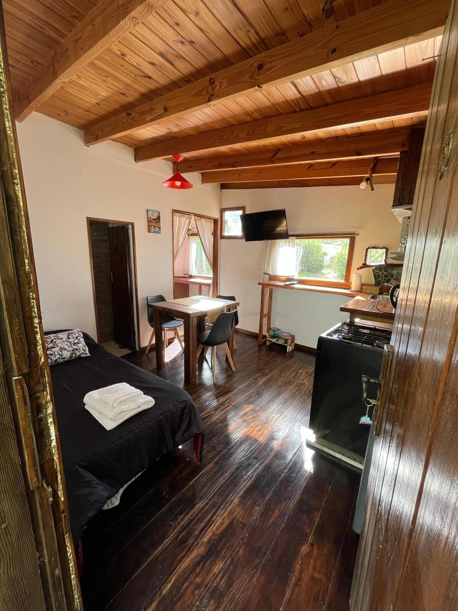 La Casa De Tina Apartment El Chalten Luaran gambar